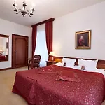Zamek Na Skale Trzebieszowice