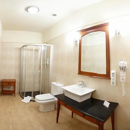 Zamek Na Skale 호텔 트르제비슈비체