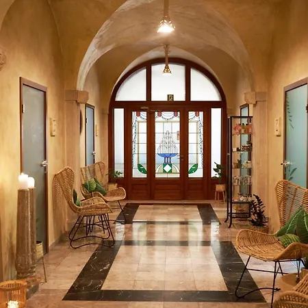 Zamek Na Skale Trzebieszowice