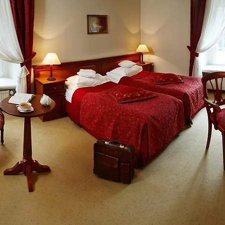 Zamek Na Skale 트르제비슈비체