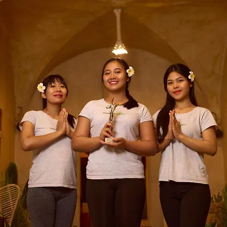 Hotel Zamek Na Skale