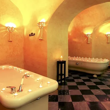 Hotel Zamek Na Skale