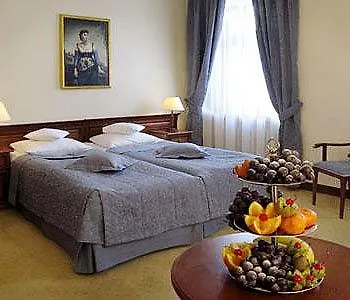 Hotel Zamek Na Skale