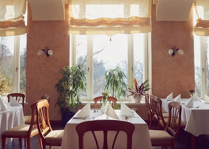 Zamek Na Skale Hotel 4*