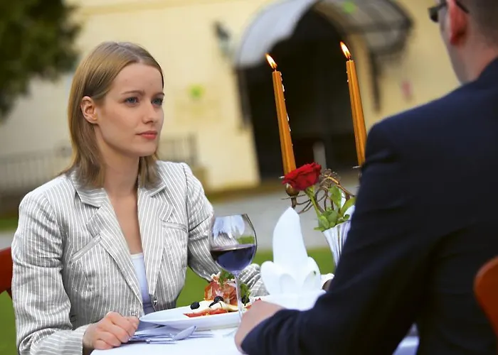 Hotel Zamek Na Skale Trzebieszowice
