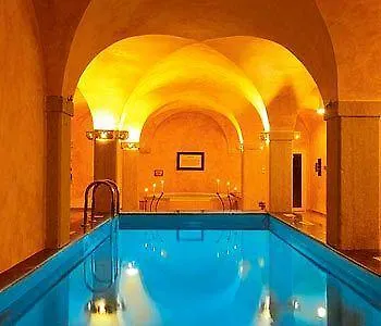 Hotel Zamek Na Skale